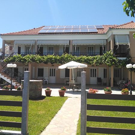 Velika Beach Rooms Екстериор снимка